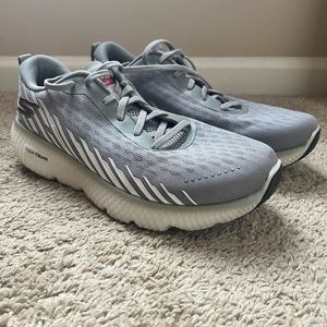Skechers Max Road 5